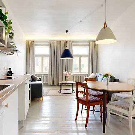 5-3 Spacious Old Town Daire *